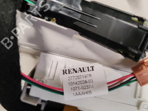 interior-roof-light-renault-megane-iv-hatchback-b9amn_-2015-23789992 main image