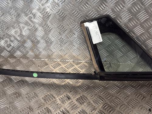 front-left-quarter-glass-renault-clio-iv-bh_-2012-2013-2014-2015-2016-2017-2018-2019-2020-2021-30466561 main image