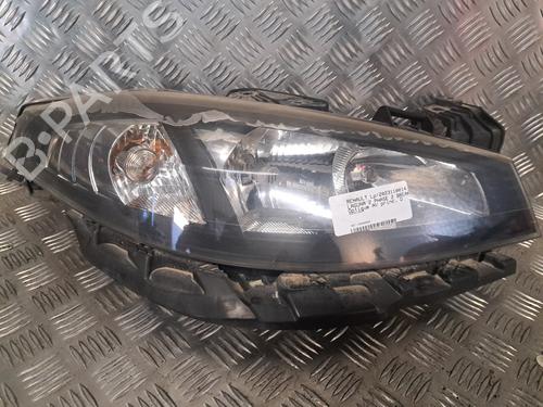 Used Right headlight RENAULT LAGUNA II Grandtour (KG0/1_) 1.6 16V (112 hp) 23789846