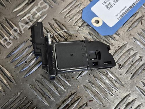 Used Mass air flow sensor Mass air flow sensor PEUGEOT 308 III (FB_, FH_, FP_, F3_, FM_) BlueHDi 130 (FBYHZL, FBYHZT) (131 hp) 37735409 37735409