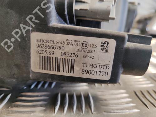Right headlight PEUGEOT 206 Hatchback (2A/C) 1.4 i | BP26281639C29 
