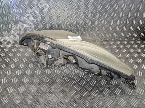 Used Right headlight Right headlight RENAULT SCÉNIC III (JZ0/1_) 1.9 dCi (JZ0J, JZ1J, JZ1K, JZ1S) (131 hp) 34228191 34228191