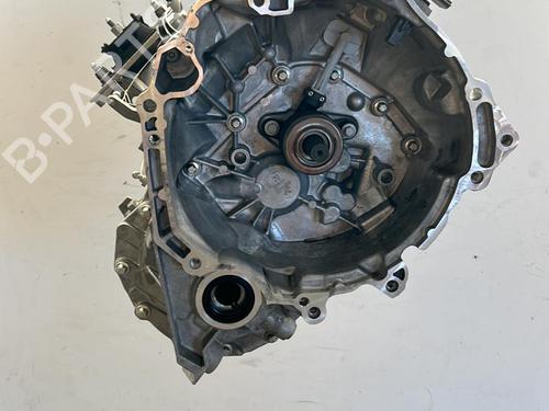 Used Gearbox Gearbox RENAULT TWINGO III (BCM_, BCA_) 1.0 SCe 65 (BCMJ) (65 hp) 22095697 22095697