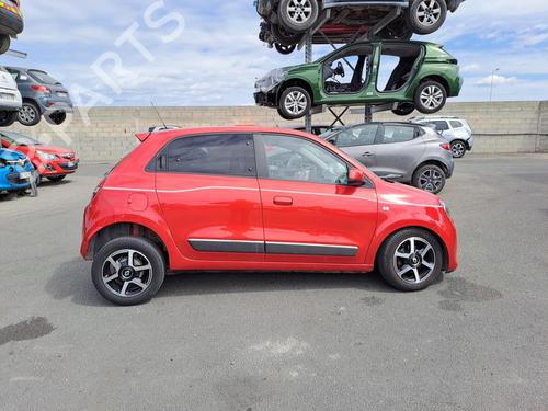 Left daytime light RENAULT TWINGO III (BCM_, BCA_) 1.0 SCe 70 (BCMB) | BP27863340C104 