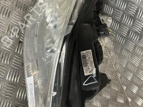 Right headlight PEUGEOT 607 (9D, 9U) 2.7 HDi 24V | BP29239569C29 