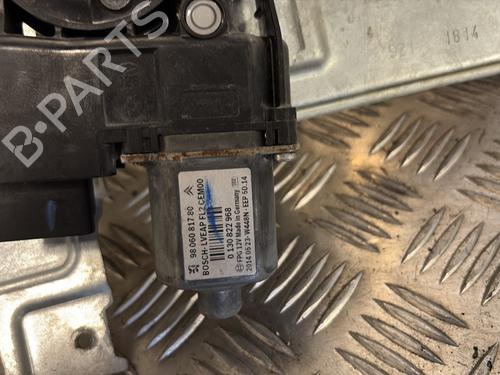 Front right window mechanism PEUGEOT 2008 I (CU_) 1.2 VTi | BP29756639C23