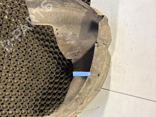 wheel-arch-nissan-qashqai-ii-j11-j11_-2013-37629581 main image