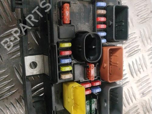 Fuse box CITROËN C3 II (SC_) 1.6 HDi 90 | BP32000451E1 - Image 3
