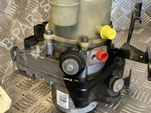 Used Steering pump DACIA SANDERO II TCe 90 (B8M1, B8MA, B8AC) (90 hp) 20348187