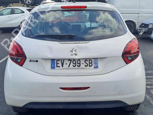 Left front fog light PEUGEOT 208 I (CA_, CC_) 1.6 HDi / BlueHDi 75 | BP30315878C30 