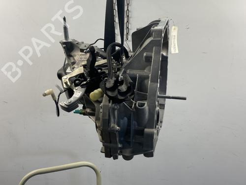 manual-gearbox-dacia-duster-hm_-15-dci-90-hmaa-320109083r-2017-20346959 main image