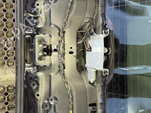 tailgate-bmw-x5-f15-f85-2013-2014-2015-2016-2017-2018-28190501 main image