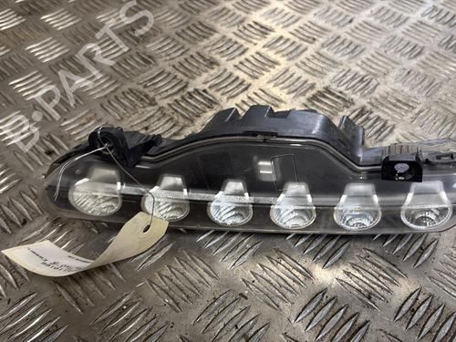 Right daytime light DS DS 3 (SA_) 1.2 THP 110 / PureTech 110 (SAHNPS, SAHNZ6, SAHNZT) | BP32436391C103