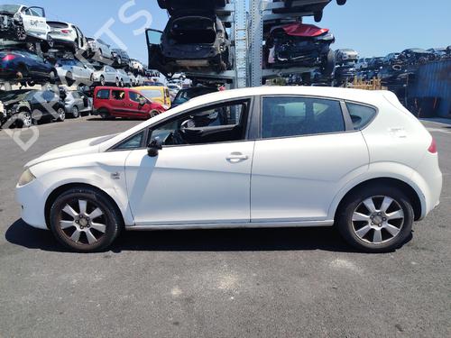 Left headlight SEAT LEON (1P1) 2.0 TDI 16V | BP38055364C28 - Image 10