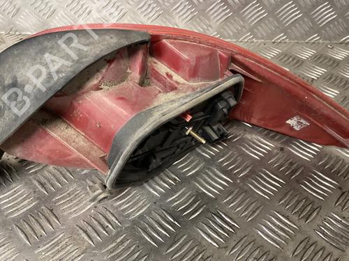 Used Left taillight Left taillight PEUGEOT 206 CC (2D) 1.6 16V (2DNFUF, 2DNFUR) (109 hp) 32367864 32367864