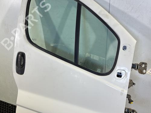 Right front door OPEL VIVARO A Van (X83) 2.0 CDTI (F7) | BP28111614C3 