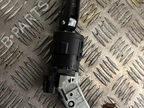 Used Ignition barrel PEUGEOT 2008 I (CU_) 1.2 VTi (82 hp) 31707638