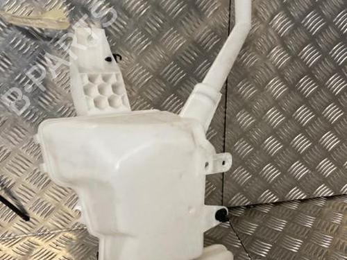 Used Windscreen washer tank RENAULT KADJAR (HA_, HL_) 1.2 TCe 130 (HLMR) (130 hp) 20344844