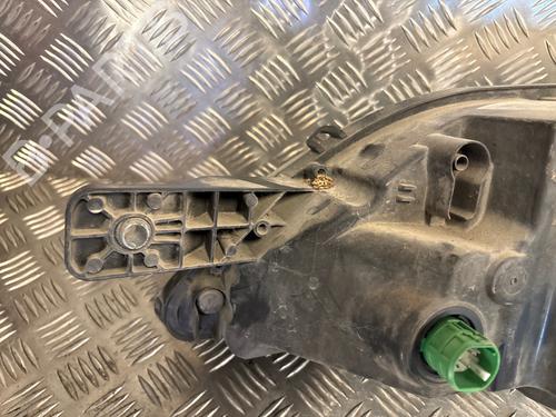 Used Right headlight Right headlight 37629570 37629570