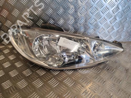 Used Right headlight PEUGEOT 206 Hatchback (2A/C) 1.4 i (75 hp) 26281639