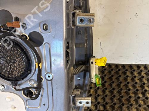 left-front-door-peugeot-2008-i-cu_-2013-39017955 main image