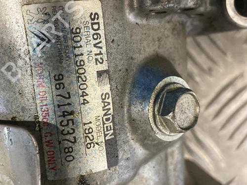 Used AC compressor AC compressor PEUGEOT 206+ (2L_, 2M_) 1.4 i (2LKFWA, 2MKFWA) (75 hp) 20348171 20348171