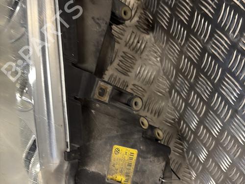 Lampa przednia lewa VW TOURAN (1T1, 1T2) 2.0 TDI | BP30870701C28
