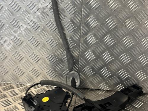 Rear right lock RENAULT CAPTUR II (HF_) E-TECH 145 (HFMU) 825021122R
