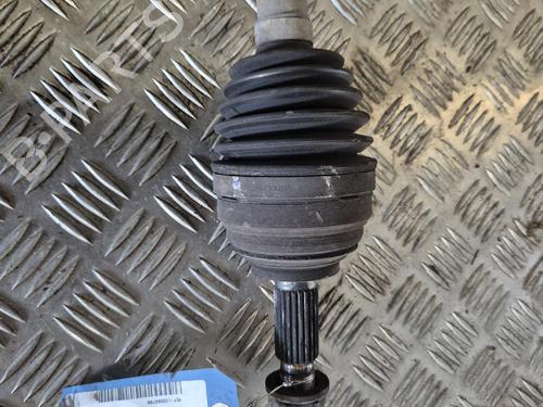Used Right front driveshaft Right front driveshaft RENAULT CLIO III (BR0/1, CR0/1) 1.5 dCi (BR17, CR17) (86 hp) 39582331 39582331