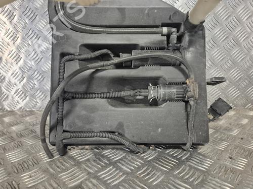 windscreen-washer-tank-maserati-levante-suv-m161-2016-36056264 main image
