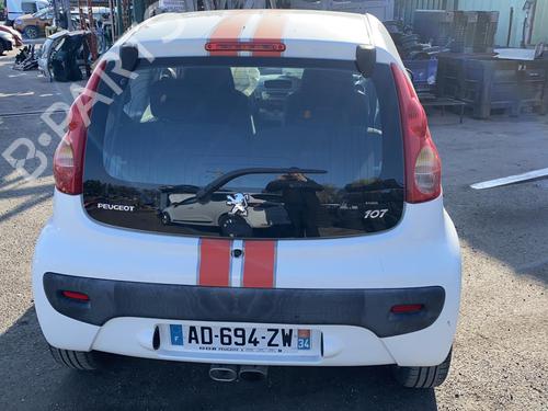 Left taillight PEUGEOT 107 (PM_, PN_) 1.0 | BP20348653C34 