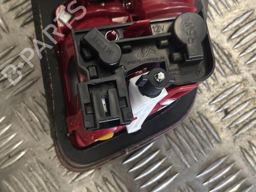 Used Right tailgate light Right tailgate light CITROËN C5 III (RD_) 2.0 HDi 140 (RDRHF8, RDRHFA, RDRHA8, RDRHAJ) (140 hp) 33040513 33040513