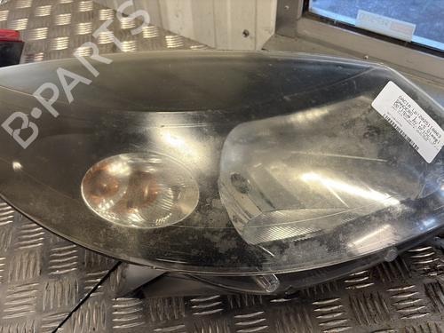 Højre forlygte DACIA SANDERO 1.5 dCi (68 hp) 31970355