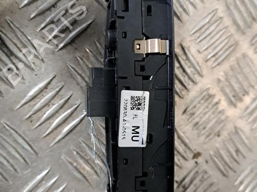 Left front window switch RENAULT ARKANA I (LCM_, LDN_) 1.3 TCe 140 (LDN0) | BP29863298I27