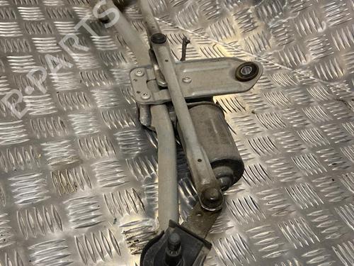Used Front wiper motor KIA SPORTAGE III (SL) 1.7 CRDi (116 hp) 22096187