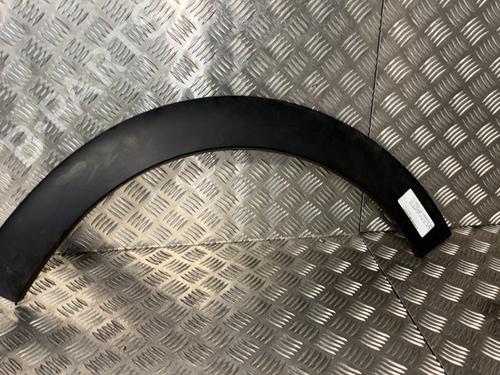 Used Front right wheel arch trim CITROËN C3 III (SX) 1.2 THP 110 (SXHNPS, SXHNZT, SXHNZ6) (110 hp) 30745352