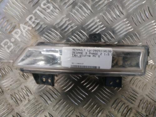 Feu diurne gauche RENAULT MEGANE III Hatchback (BZ0/1_, B3_) 1.5 dCi (BZ0C) (90 hp) 31951914