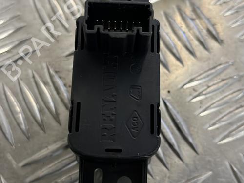 Used Switch Switch RENAULT CLIO V (B7_) [2019-2026] 24198704 24198704