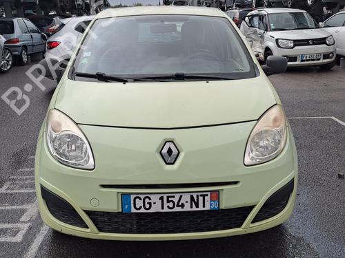 Brugte RENAULT TWINGO II (CN0_) 1.2 16V (CN04, CN0B) (75 hp) 4368517