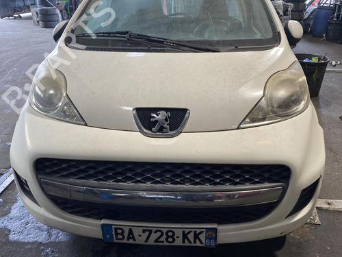 Right taillight PEUGEOT 107 (PM_, PN_) 1.4 HDi | BP20344212C35 