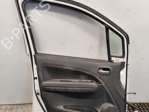 Used Left front door Left front door 22240653 22240653