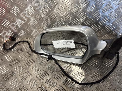 Retrovisor esquerdo SKODA SUPERB II Estate (3T5) 2.0 TDI 16V (140 hp) 31970367