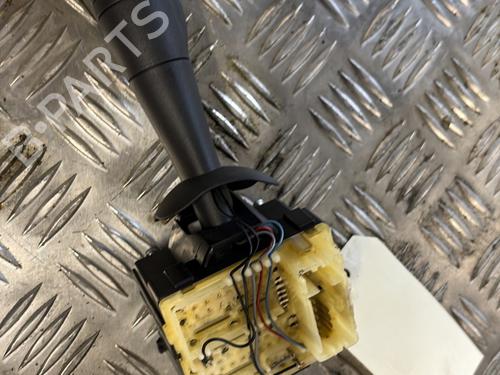 steering-column-stalk-renault-clio-iv-bh_-2012-2013-2014-2015-2016-2017-2018-2019-2020-2021-31927275 main image