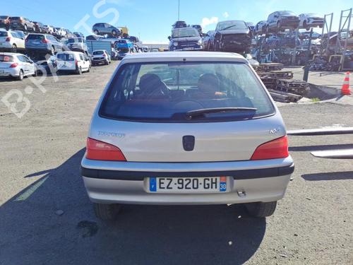 Right headlight PEUGEOT 106 II (1A_, 1C_) 1.1 i | BP20346326C29 
