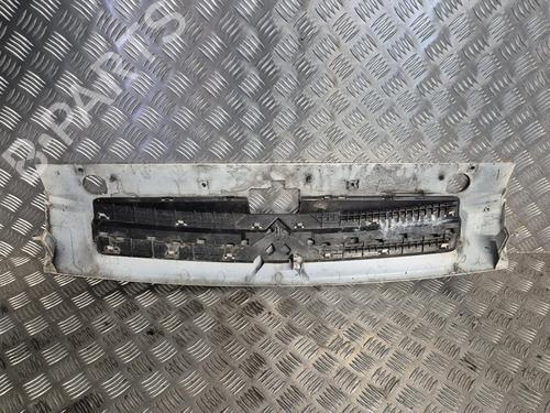 Used Grille Grille 36789667 36789667