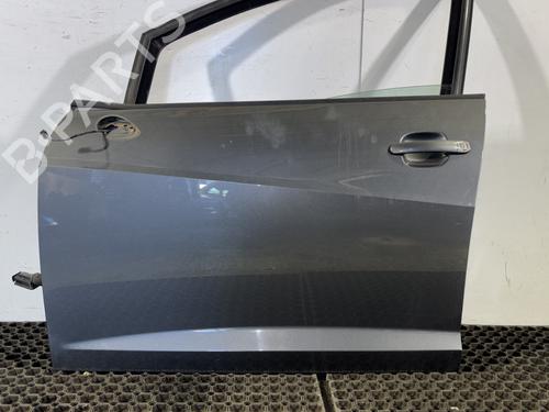 Used Left front door Left front door 31804127 31804127