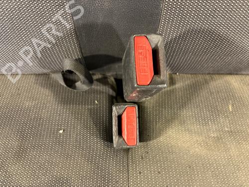 Used Right front seat Right front seat 37007982 37007982