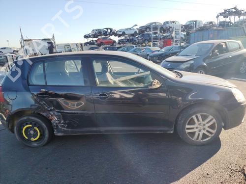 Gebruikte VW GOLF V (1K1) 1.9 TDI 4865233 Onderdelen