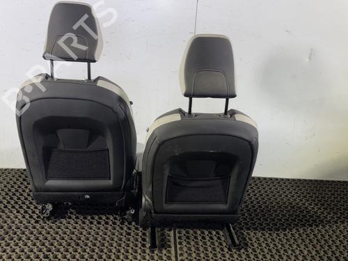Seats set RENAULT CAPTUR II (HF_) TCe 90 (HFM6) | BP29960980C78 - Image 9