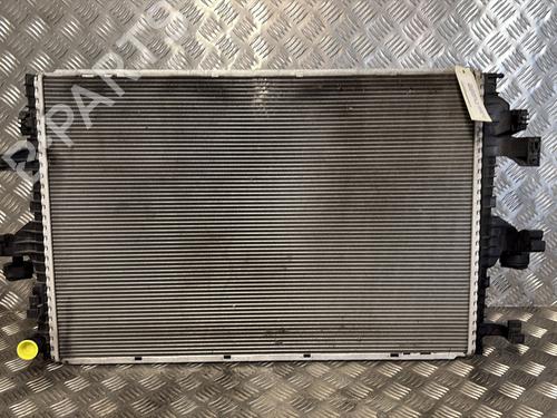 Used Water radiator Water radiator 31598927 31598927